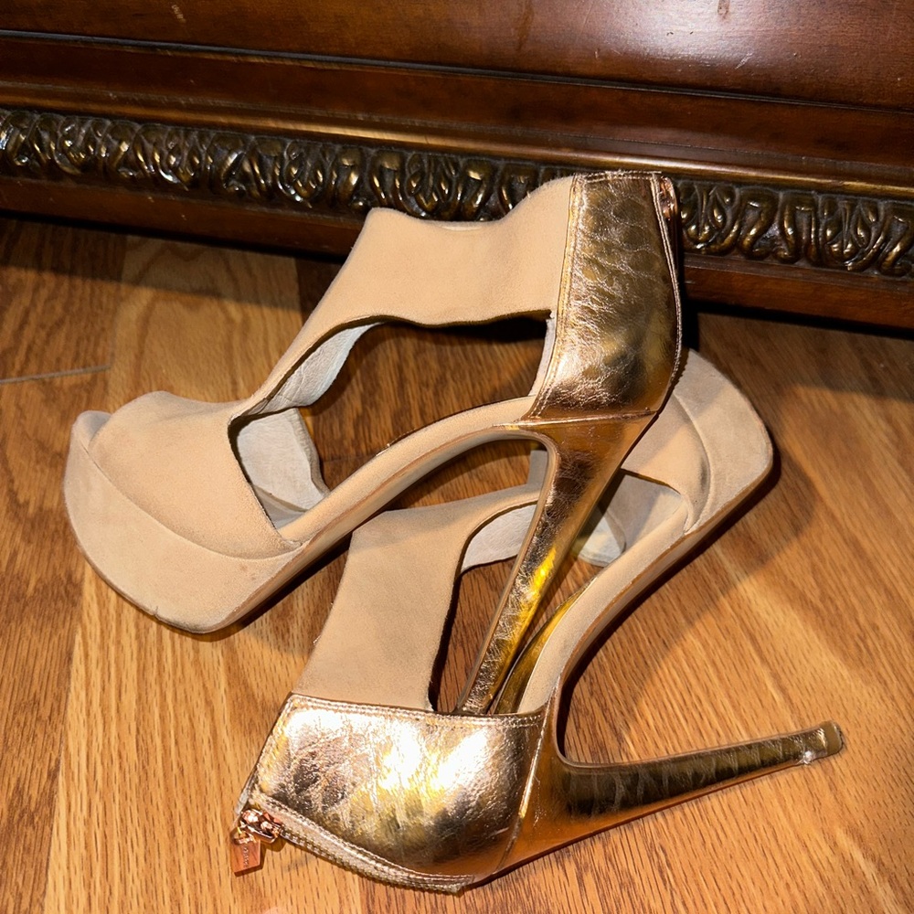 MICHAEL KORS HEELS SANDALS SIZE 8